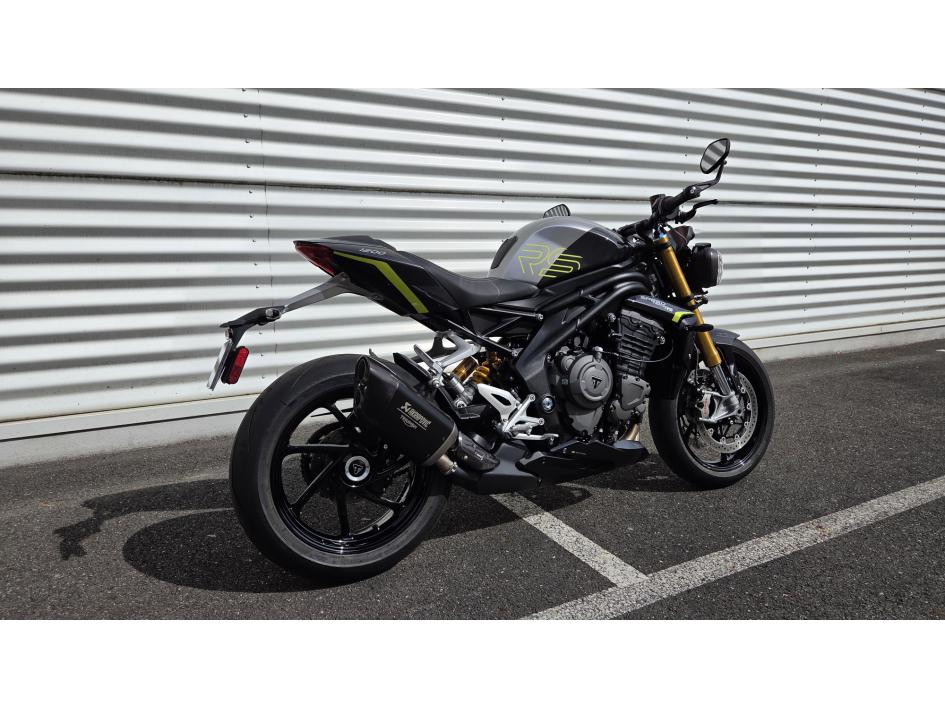 TRIUMPH SPEED TRIPLE 1200 RS