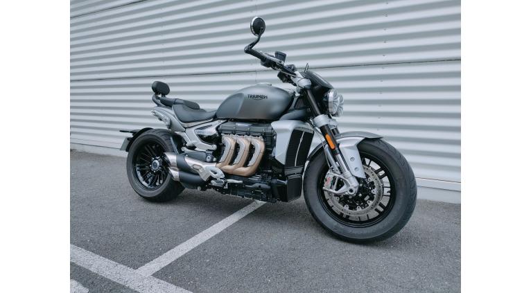TRIUMPH ROCKET 3 R