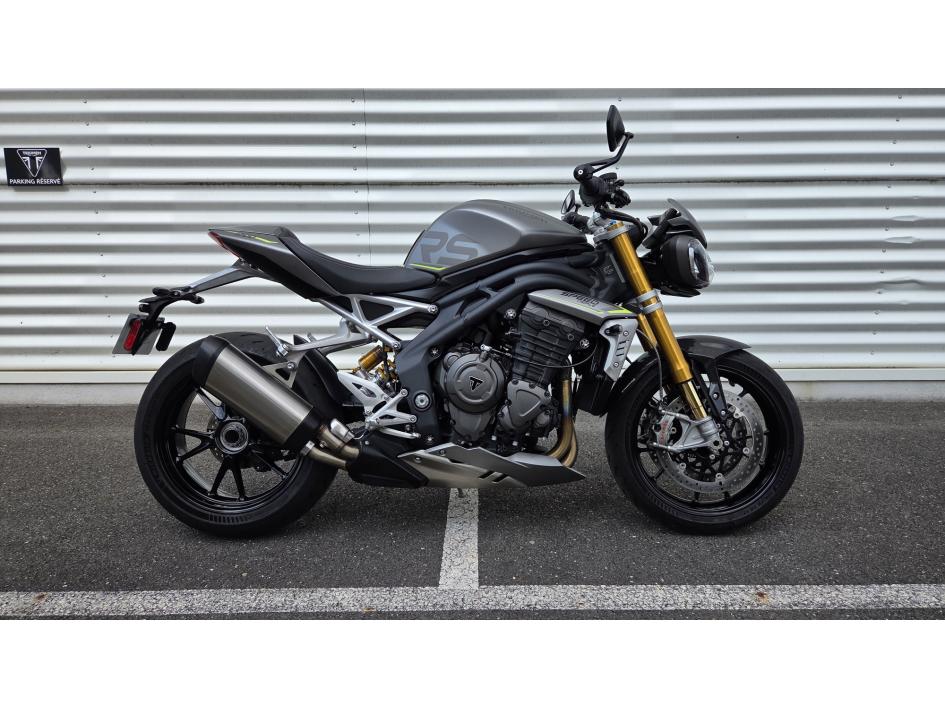 TRIUMPH SPEED TRIPLE 1200 RS