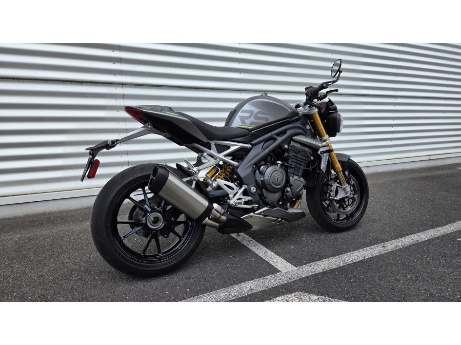 TRIUMPH SPEED TRIPLE 1200 RS