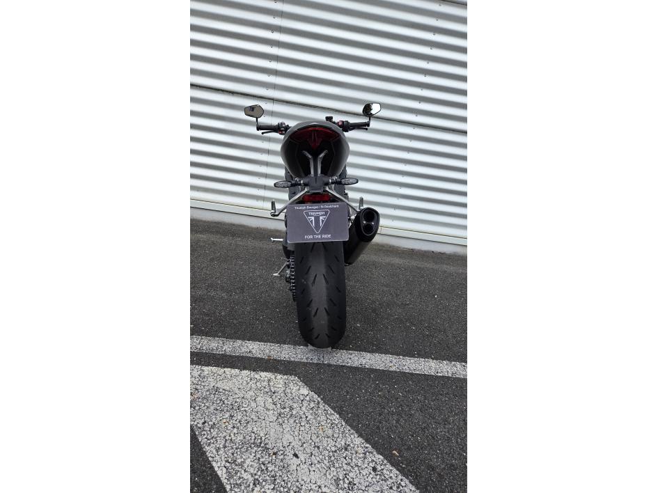 TRIUMPH SPEED TRIPLE 1200 RS